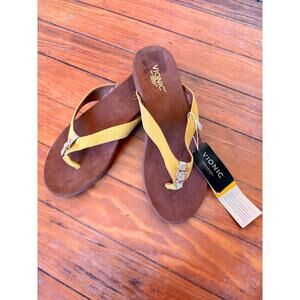 Vionic Yellow Flip Flops | Orthaheel Technology | NWT | Size 8
